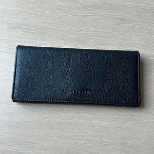 Longchamp Continental Wallet black Pebbled Leather